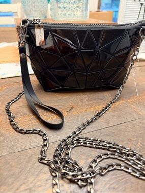 Emilio Pepe, Italy Shiny Black origami shoulder strap clutch bag zip closure GUC